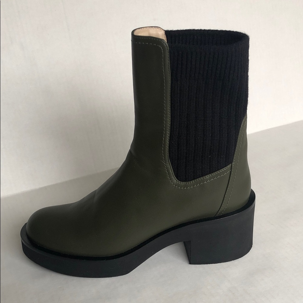 Stuart Weitzman Gotham Chelsea Boots Olive Green Leather Platform Size 7.5 Spain
